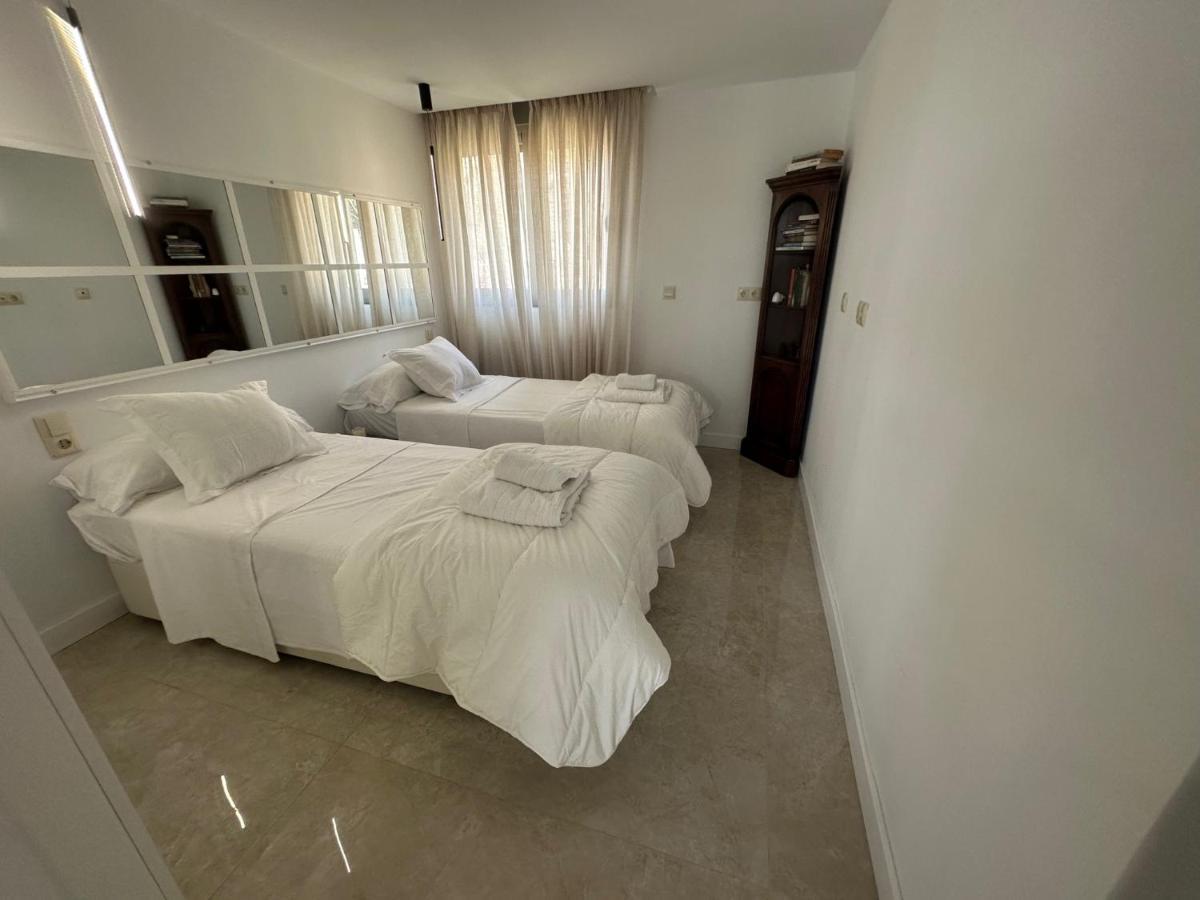 Penthouse Puerta De Pedregalejo Apartamento Málaga Exterior foto