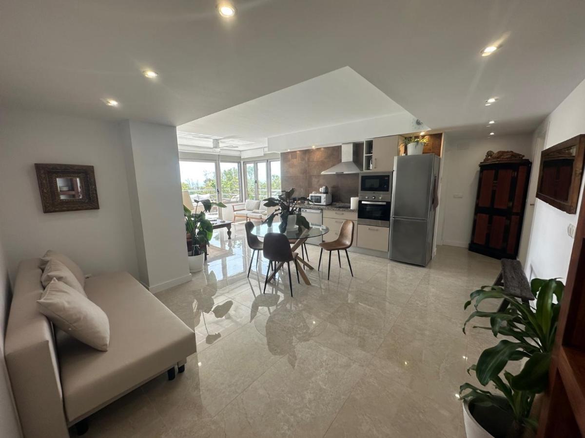 Penthouse Puerta De Pedregalejo Apartamento Málaga Exterior foto