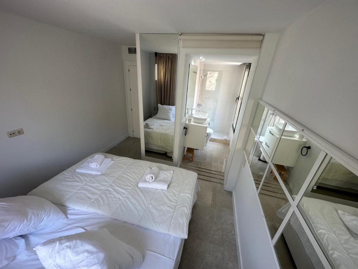Penthouse Puerta De Pedregalejo Apartamento Málaga Exterior foto